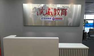 定制廈門貨架廠精品烤漆展柜 全方位服務于煙酒糖茶、化妝品及服裝零售